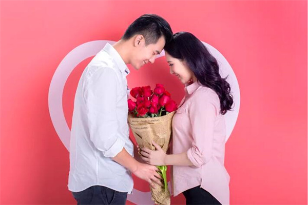 汕頭偵探公司查明真相，夫妻倆恩愛如初