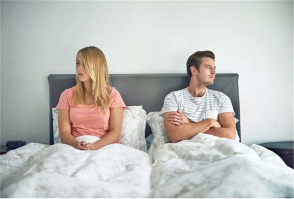 深圳律秦偵探提醒大家，夫妻之間應(yīng)坦誠(chéng)相待